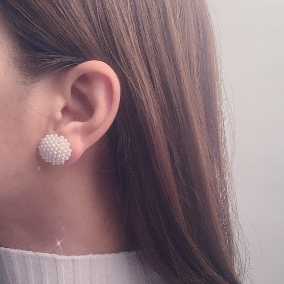 NEW - 14K Gold Pearl Pave Stud Clip Earrings - Picture 3 of 10